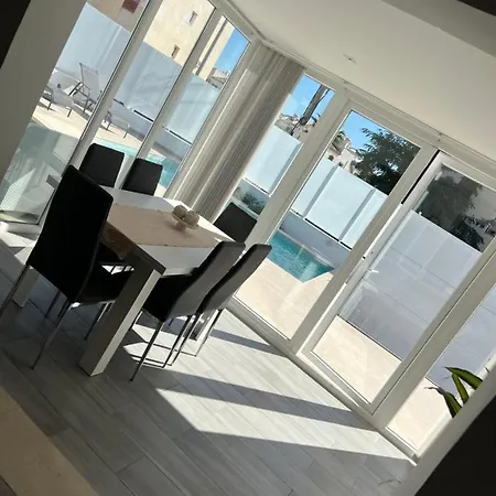3 Bedroom Private Pool La Florida